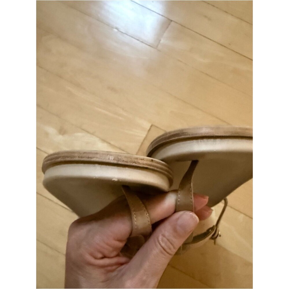 Sam Edelman Naomi T-Strap Footbed Sandals 7 - Picture 6 of 9
